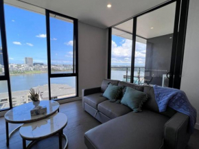 Your Luxury Weekend Getaway in Wentworth Point, Sydney
